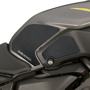 ΠΡΟΣΤΑΤΕΥΤΙΚΑ ΡΕΖΕΡΒΟΥΑΡ ΠΛΑΪΝΑ YAMAHA MT-07 18'-20' BLACK ONE DESIGN